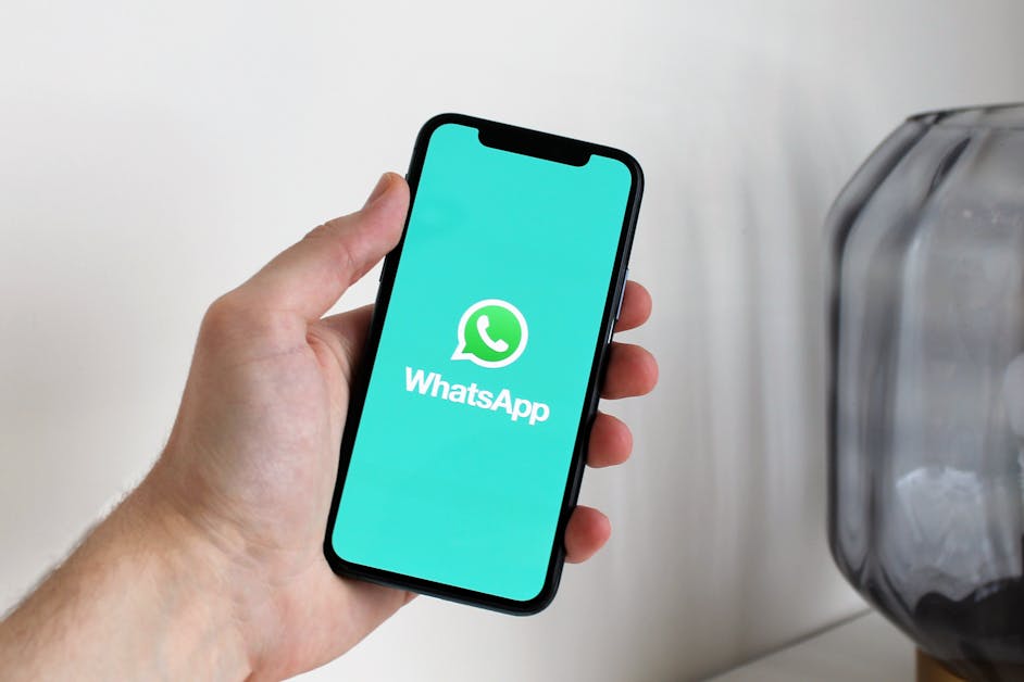 Whatsapp about us me kya likhe